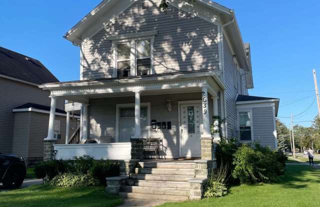 2539 Cherry Street - 4
