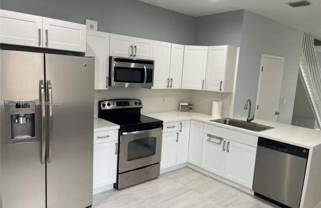 Photo of 1861 Salerno Cir