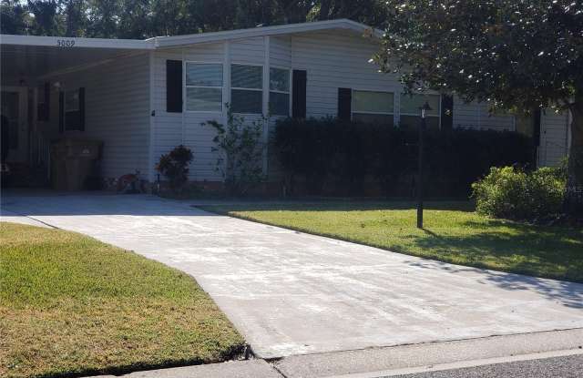 Photo of 5009 EL DESTINO DRIVE