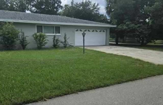 BEAUTIFUL 4 BEDROOM 2 BATH HOME IN THE BEAUTIFUL SOUTH DAYTONA