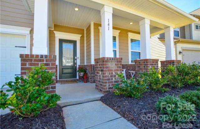 141 W Morehouse Avenue