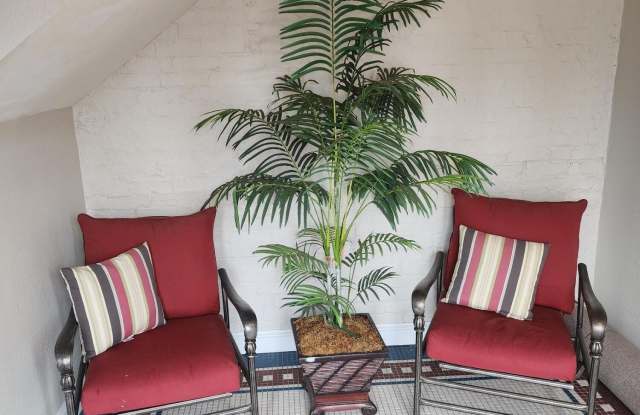 555 E Main Street unit: 201