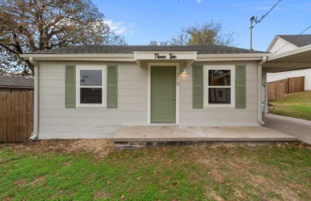 310 E Josephine Street