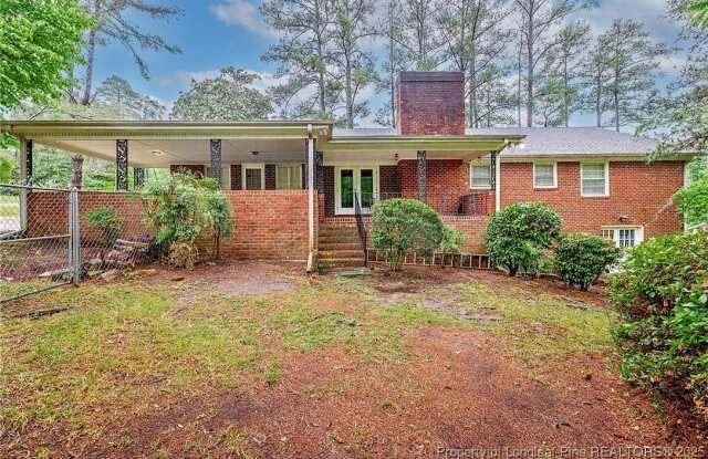 116 S Churchill Drive