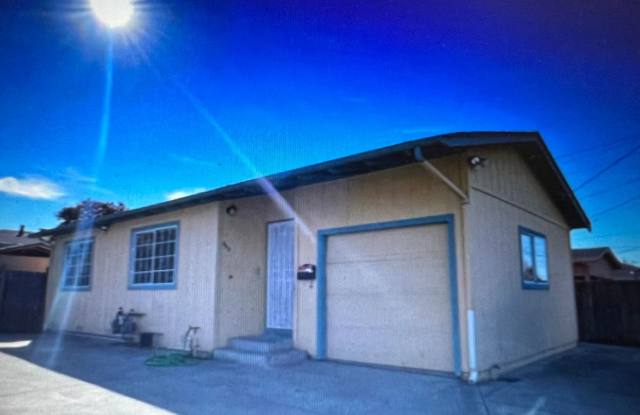 Nice two bedroom one bathroom Single Family Home. Walk to BART, Starbucks - 653 Dean Street, Hayward, CA 94541