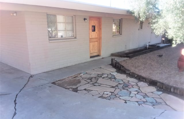 1831 E RANDALL Drive - 1831 East Randall Drive, Tempe, AZ 85281