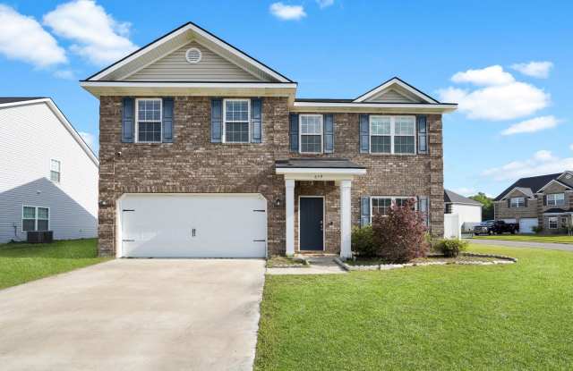 AVAILABLE NOW!!! - 659 Red Oak Lane, Hinesville, GA 31313