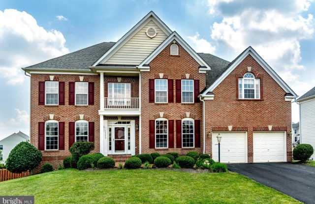 13639 AMERICA DR - 13639 America Drive, Linton Hall, VA 20136