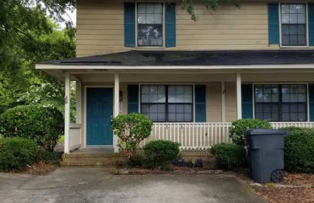 Townhouse For Rent In North Augusta - 309 Lake Avenue