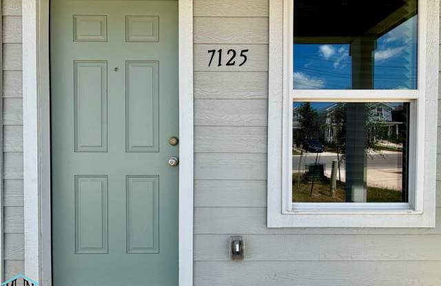 Welcome to the coolest little spot in San Antonio –A Charming Two-Story Tiny House for Rent!