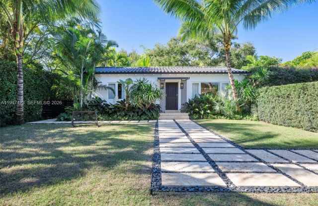 Photo of 11270 NE 9th Ave