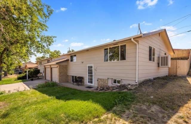 405 South Kipling Street