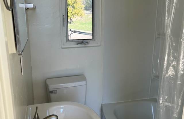 Photo of 2801 W Mcmicken Ave