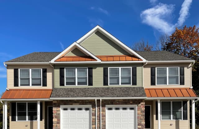22 Hidden Holw Dr