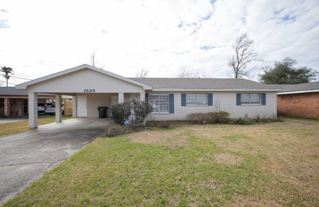 1529 John Dr - 1529 John Drive, Lake Charles, LA 70605