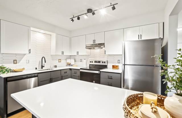 Silver Oak Apartments