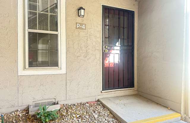Photo of Move-in Incentive! End-Unit Condo in Southglenn