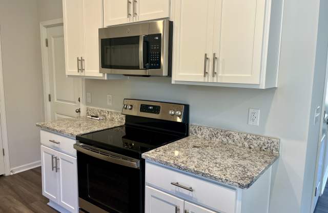 3825 Sunset Harbor Road Southeast