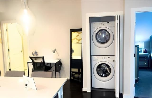 3382 Peachtree Road NE unit: S06