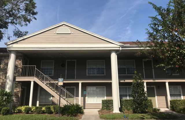 2/2 In Hunter's Reserve - Water included in rent