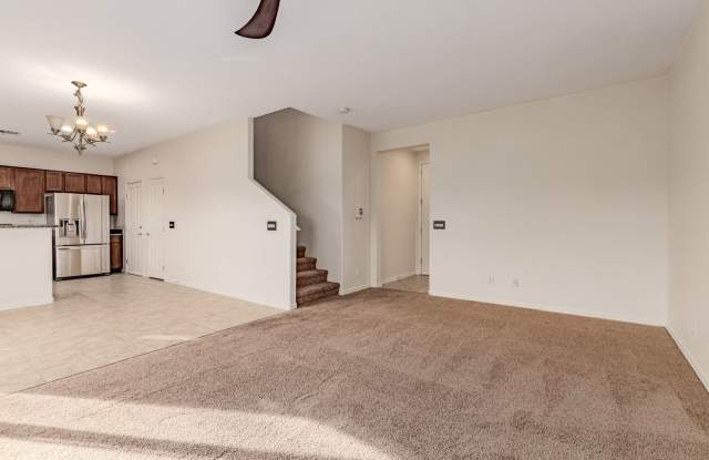 Beautiful 3 Bedroom two-story home in Skye Canyon