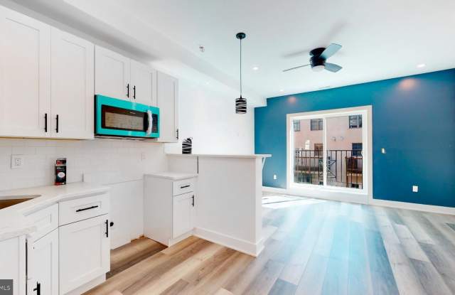 Photo of 651 N 16TH Street unit: 2