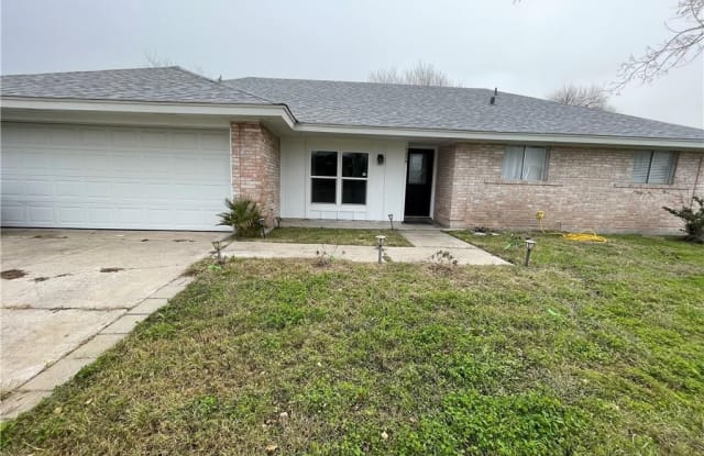 1224 Memorial Pkwy - 1224 Memorial Parkway, Portland, TX 78374