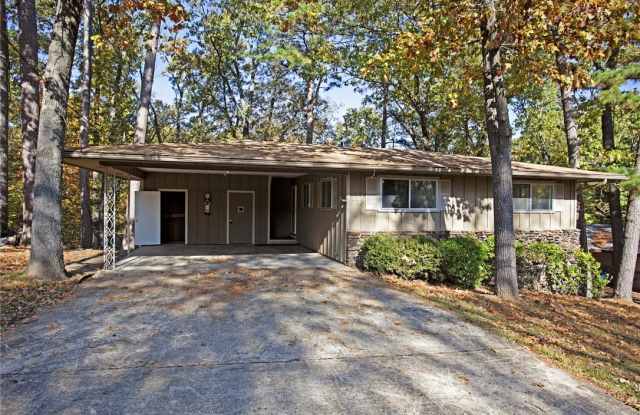 33 Sheneman Drive