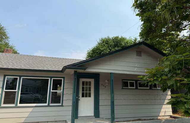 Charming 2-Bedroom Single-Family Home