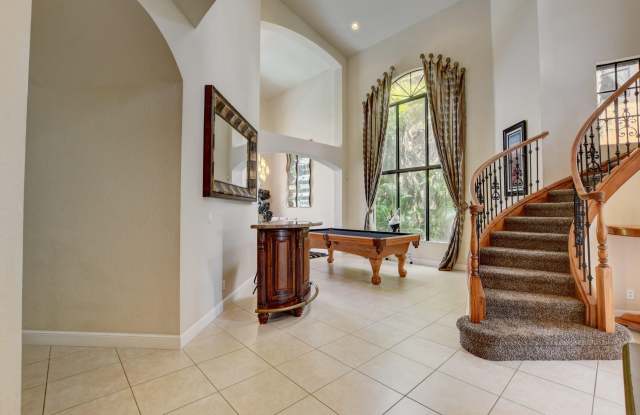 3424 Collonade Drive