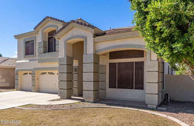 504 N SWALLOW Lane