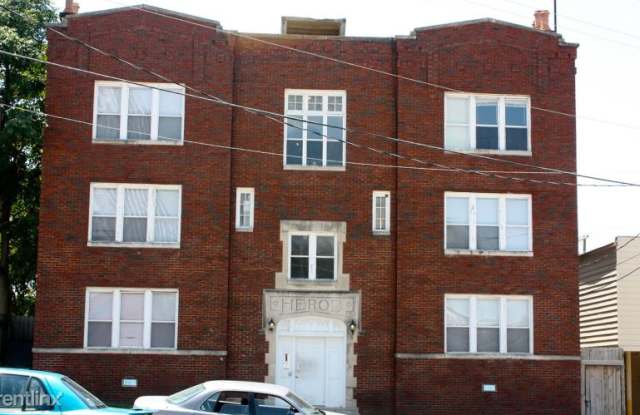 226 W 9th St