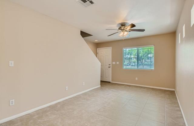 3 Bedroom Home in Gated Community!