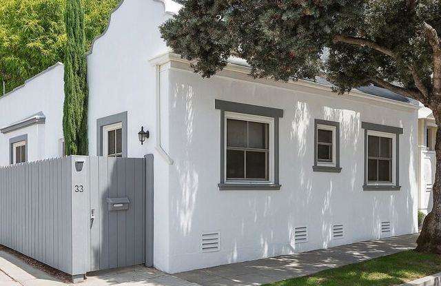 Photo of 153 Hollister Avenue