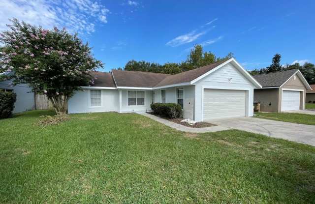 Photo of NICE 3/2/2 IN CLERMONT WITH HUGE FENCED BACKYARD