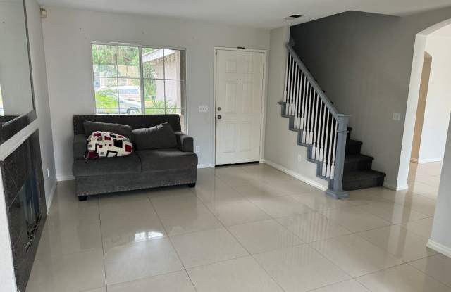 San Ysdrio, Coral Gate neighborhood House for Rent