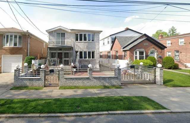 Photo of 150-21 29th Avenue