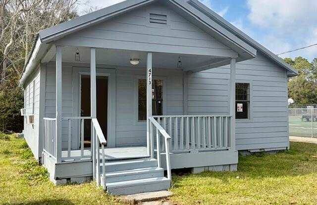 Photo of 4713 Doctor L D Chapman Street