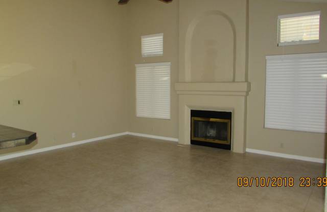 4114 E RANCHO TIERRA Drive