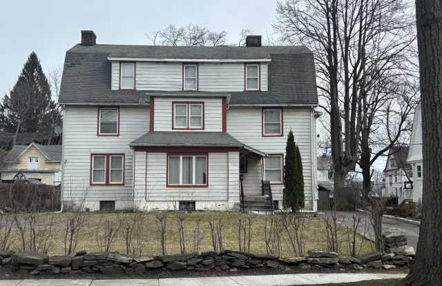 Photo of 9 Myrtle Street unit: 2