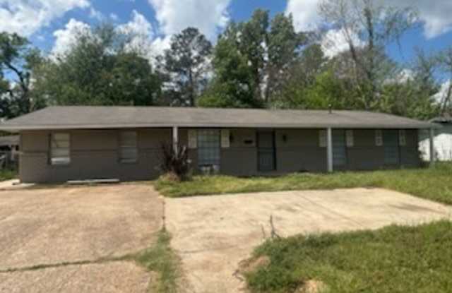 405 N Flag Chapel Road Jackson, MS 39209