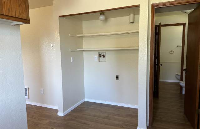 971 Point Brown Ave S #1