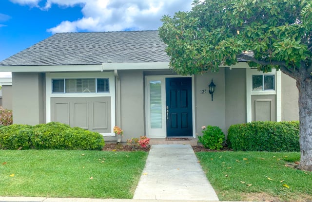 123 Escobar Ave - 123 Escobar Avenue, Los Gatos, CA 95032