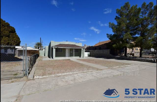 4425 La Luz Avenue !!