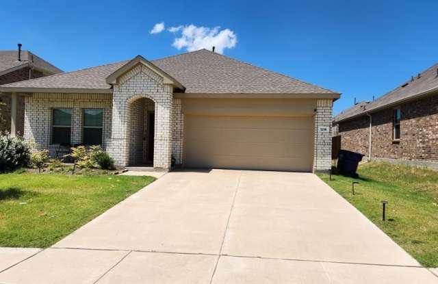 1216 Smoketree Lane