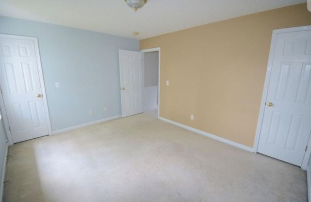 Beautiful 2 bed 1.5 bath townhome