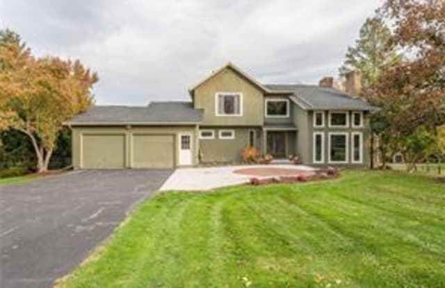 190 West Bloomfield Road - 190 West Bloomfield Road, Monroe County, NY 14534