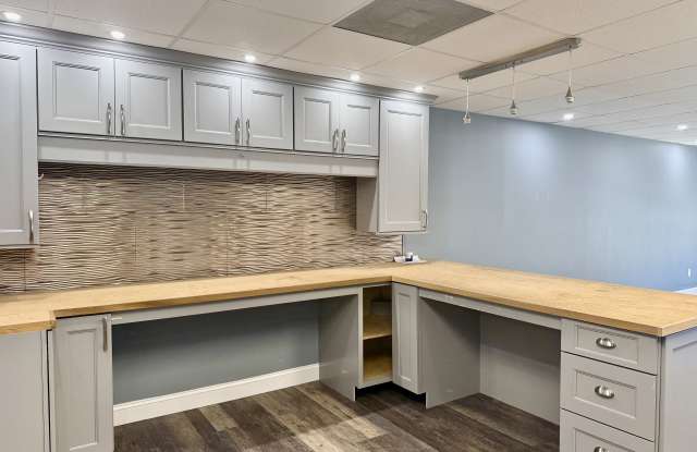 4657 Gulf Breeze Pkwy Ste D