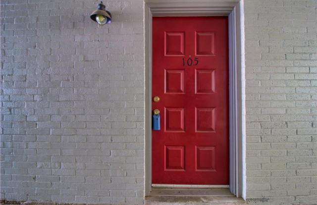 Photo of Charming 2 Bedroom, 1 Bath Condo in Prime North Central Austin Location