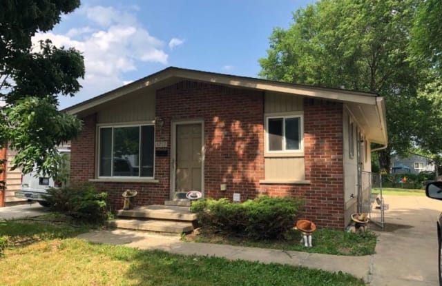 6757 Syracuse St - 6757 Syracuse Street, Taylor, MI 48180